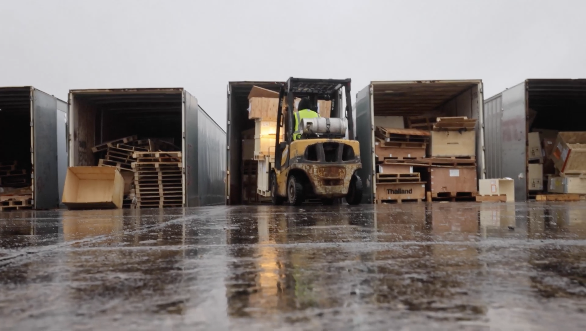 trailers-scrap-pallets